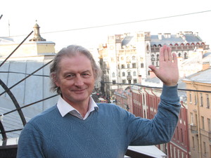 Ryzhikov, Valerii Valentinovich